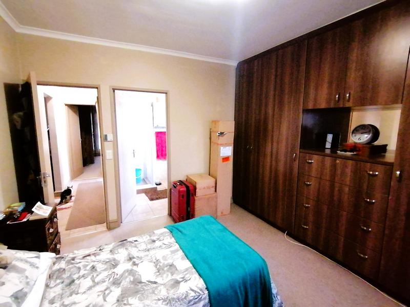 2 Bedroom Property for Sale in Sonkring Western Cape